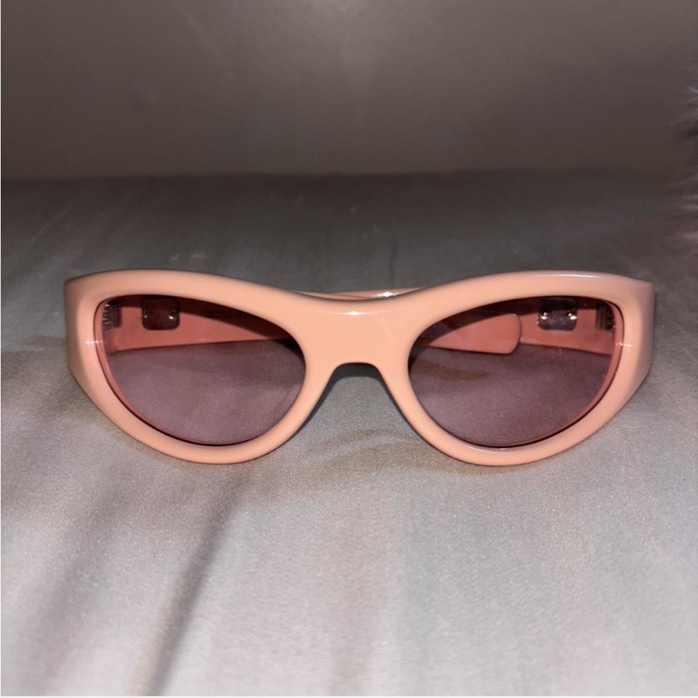 Gentle monster x Jennie Cheveux De Nini P7 Pink sunglasses, original packaging